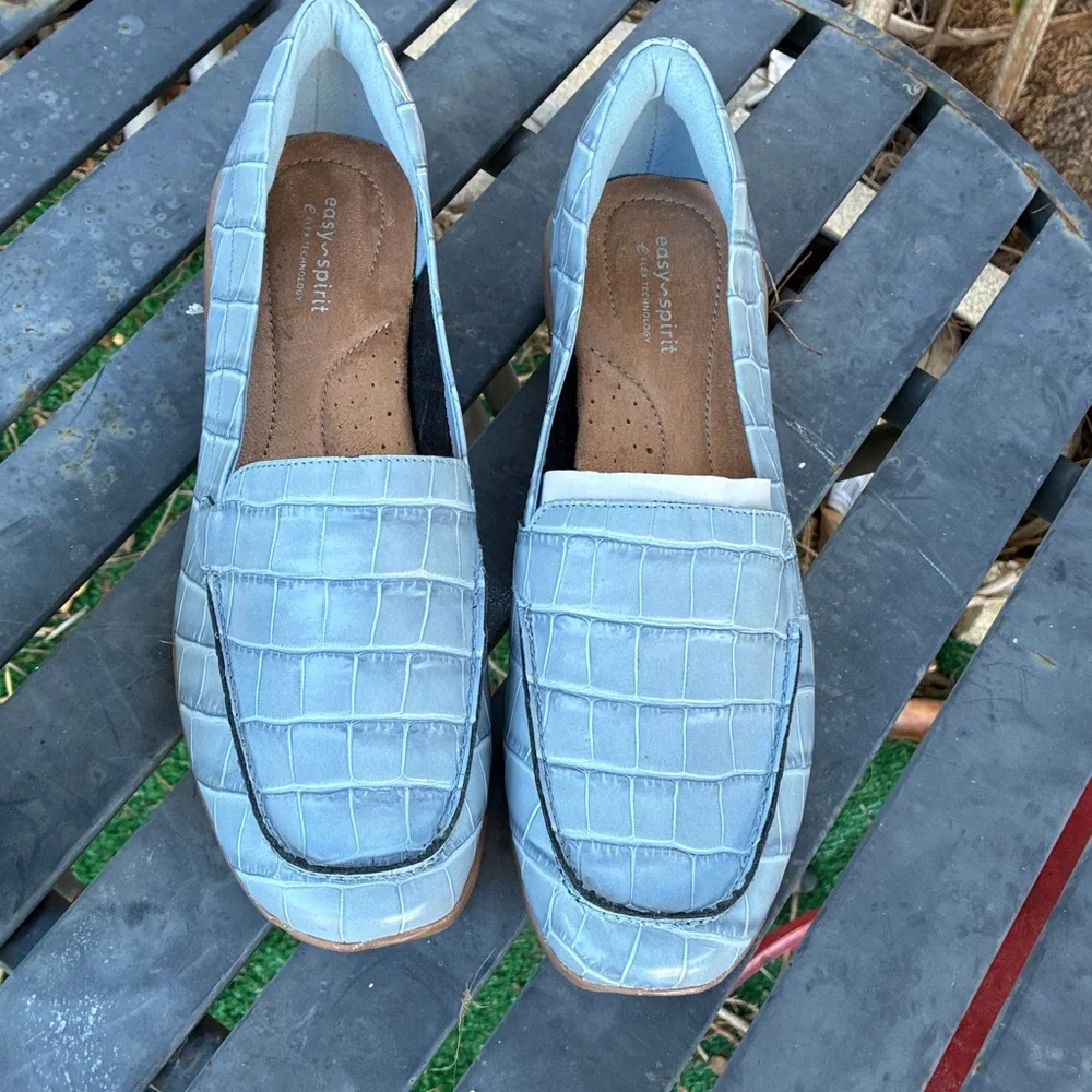 Easy Spirit Comfortable Aqua Crocodile-Embossed Loafers New Without Box Sz 12M - Picture 1 of 5